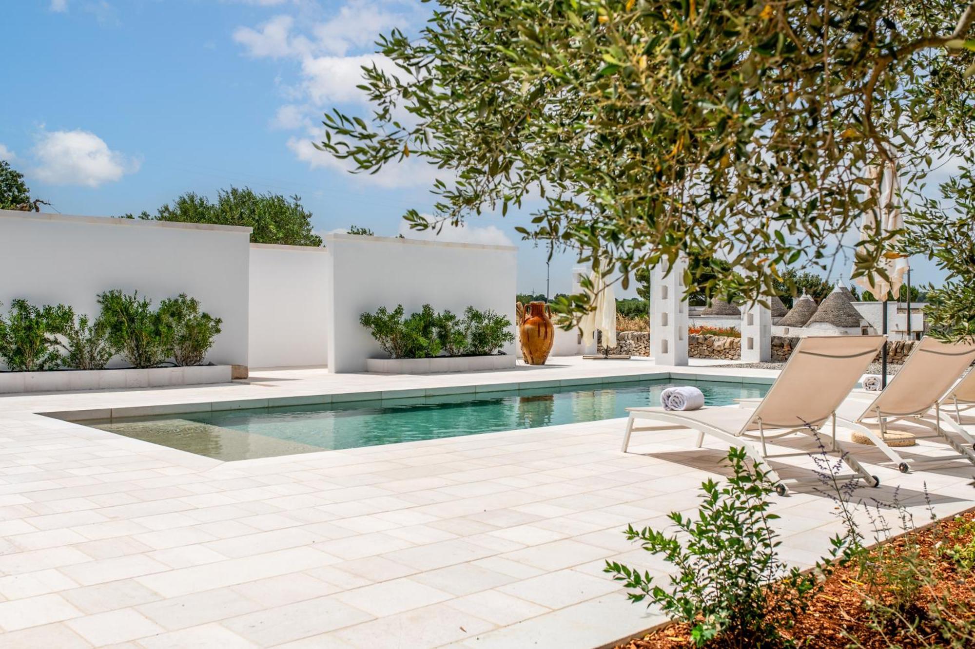 Trulli Di Mezza Villa Cisternino Exterior photo