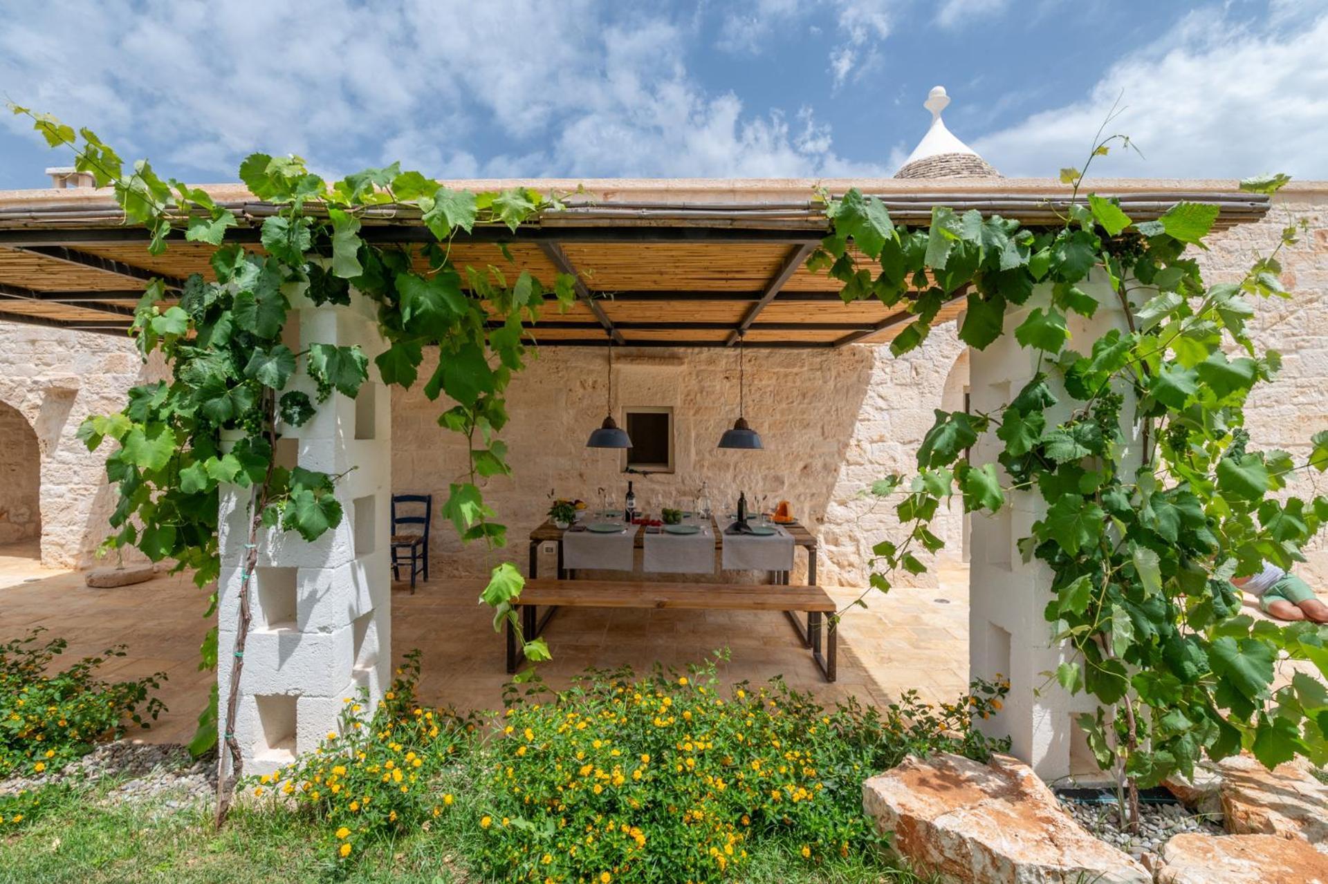 Trulli Di Mezza Villa Cisternino Exterior photo